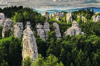 Komisaři hodnotili, zda zůstane jedinému geoparku v Česku značka UNESCO - Novinky